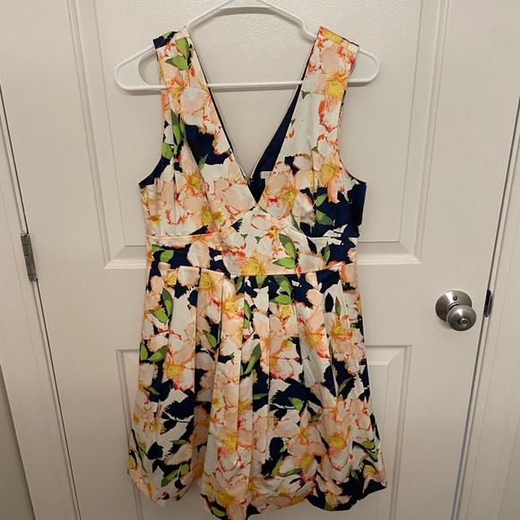 Floral pleated dress - j crew - Picture 1 of 3